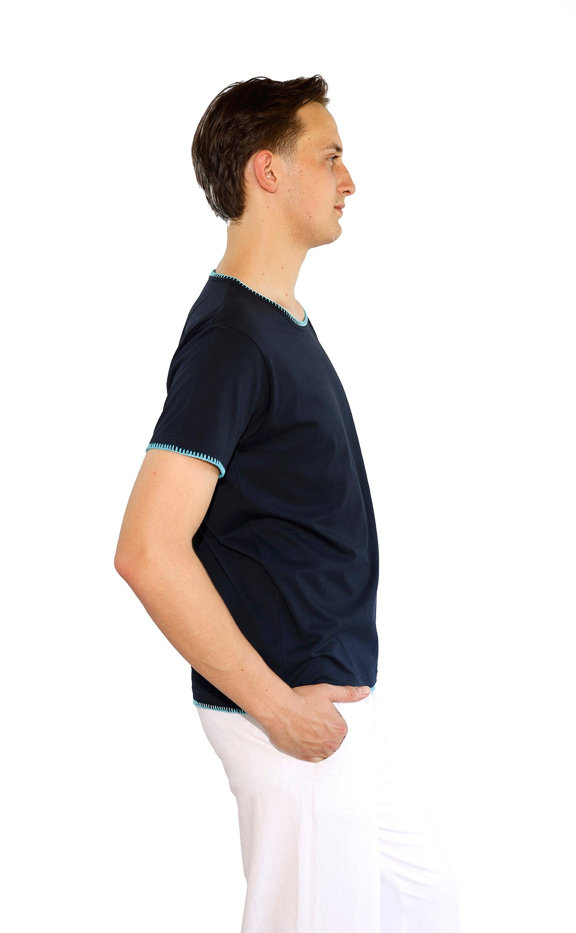 Marineblaues T-Shirt
