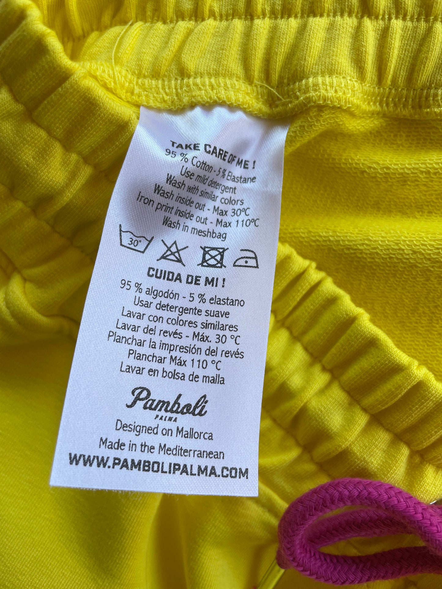 Shorts amarillos para hombre
