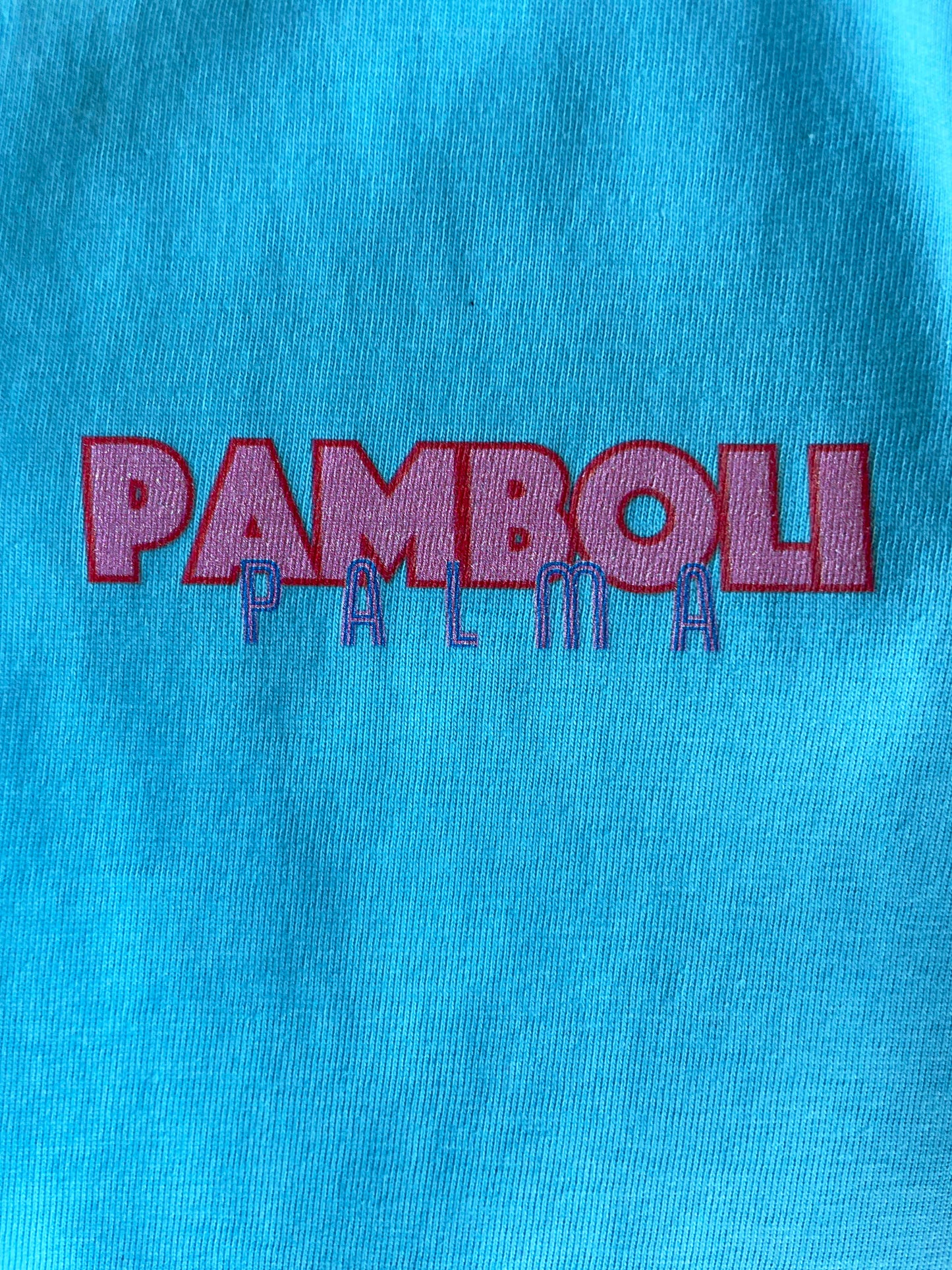 Blaues T-Shirt